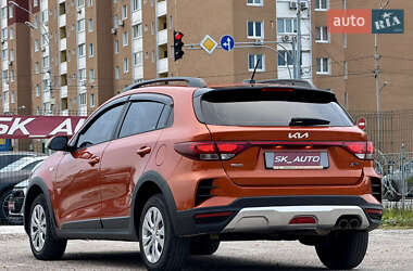 Внедорожник / Кроссовер Kia Rio X 2021 в 