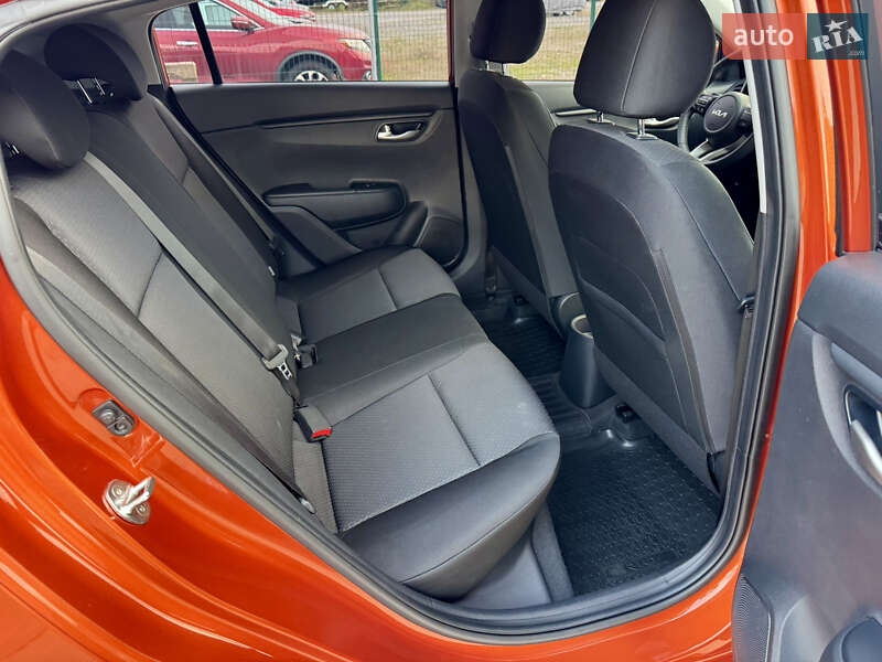 Позашляховик / Кросовер Kia Rio X 2021 в Києві фото 29 Позашляховик / Кросовер Kia Rio X 2021 в Києві