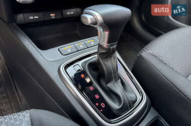 Внедорожник / Кроссовер Kia Rio X 2021 в 