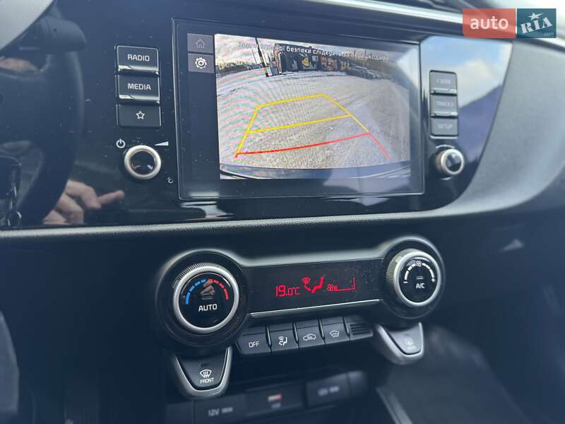 Позашляховик / Кросовер Kia Rio X 2022 в Києві