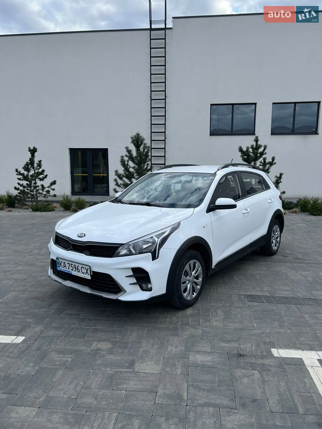 2021 Kia Rio - фото 1