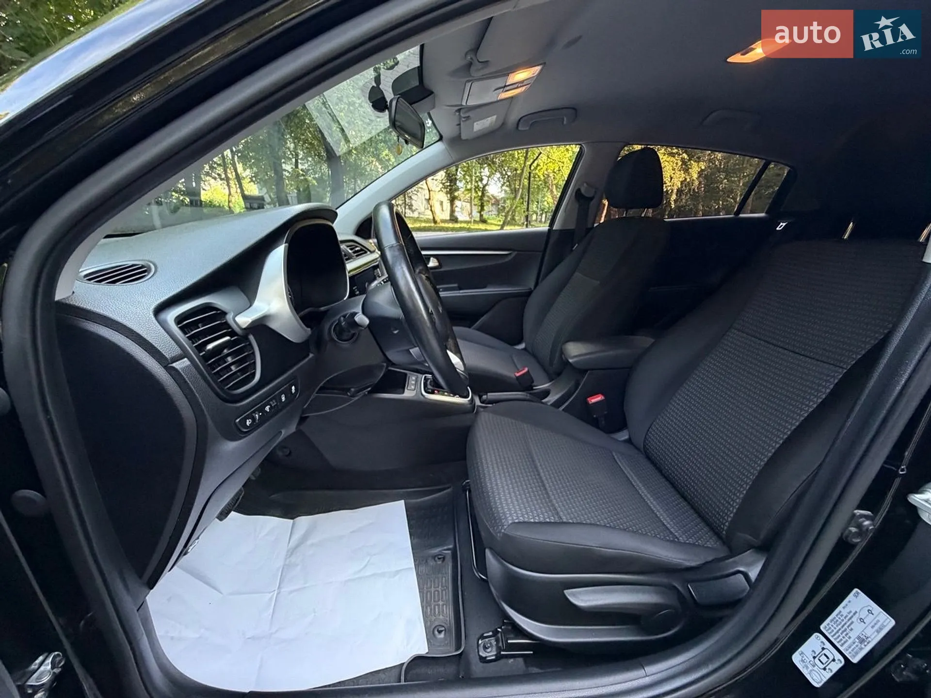 2022 Kia Rio - мініатюра 29
