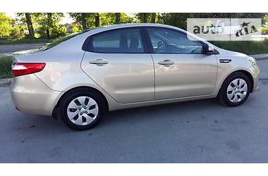 Седан Kia Rio 2012 в Белой Церкви