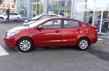 Седан Kia Rio 2013 в Киеве