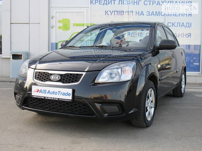 Седан Kia Rio 2010 в Києві