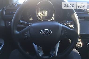 Седан Kia Rio 2013 в Запорожье