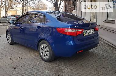 Седан Kia Rio 2012 в Днепре