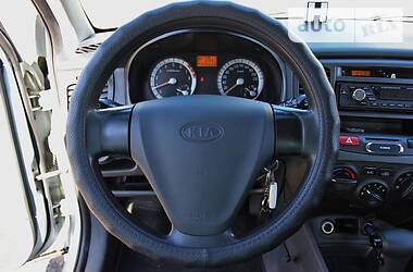 Хэтчбек Kia Rio 2006 в Одессе