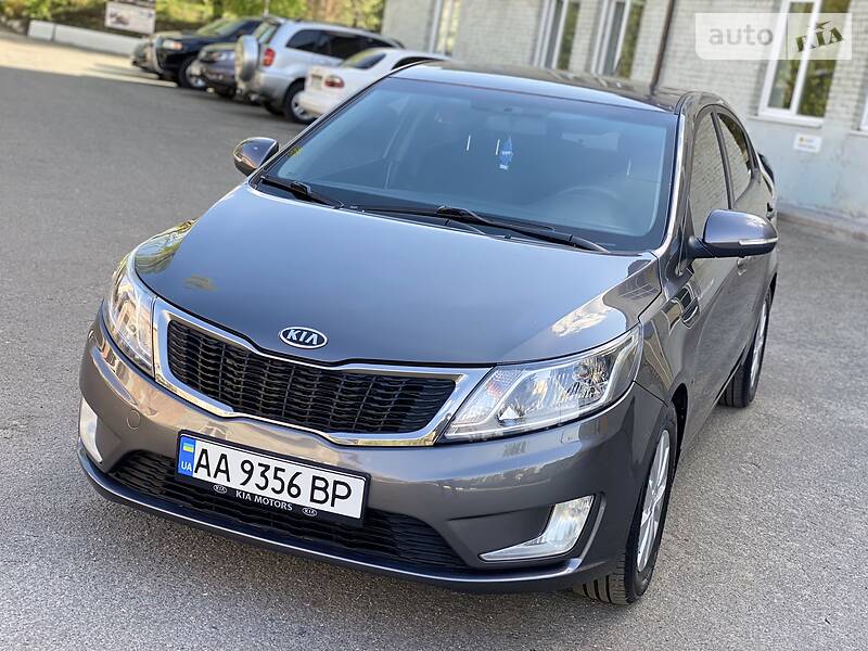 Седан Kia Rio 2011 в Києві