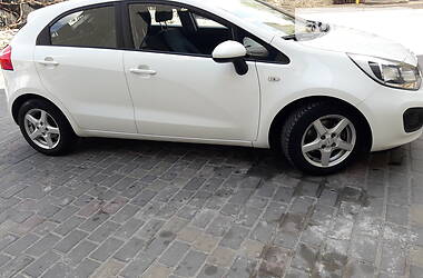 Хетчбек Kia Rio 2012 в 