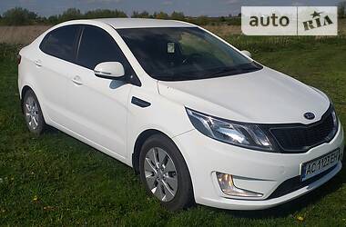 Седан Kia Rio 2014 в 