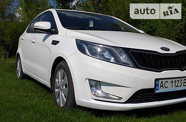 Седан Kia Rio 2014 в 