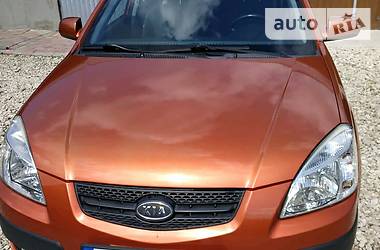 Хетчбек Kia Rio 2008 в 