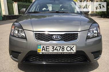 Седан Kia Rio 2011 в Днепре