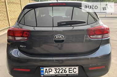 Хэтчбек Kia Rio 2017 в Мариуполе