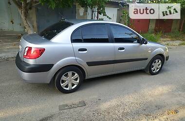 Седан Kia Rio 2007 в Одессе