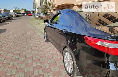 Седан Kia Rio 2014 в Львове