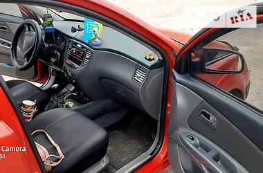 Седан Kia Rio 2008 в Новой Каховке