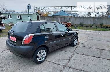 Хэтчбек Kia Rio 2009 в Шостке