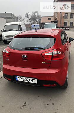 Хэтчбек Kia Rio 2013 в Запорожье