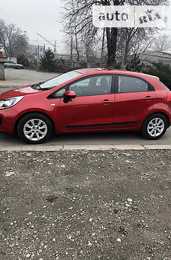 Хэтчбек Kia Rio 2013 в Запорожье