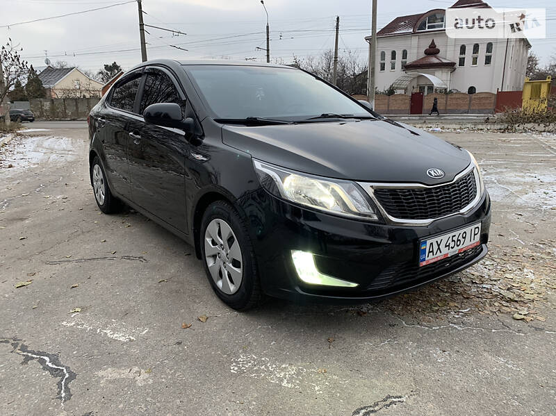 Седан Kia Rio 2013 в Харькове