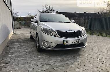 Седан Kia Rio 2013 в Нововолынске