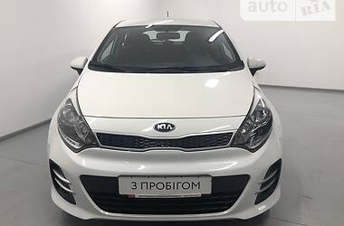 Хэтчбек Kia Rio 2015 в Киеве