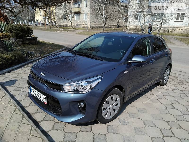 Хэтчбек Kia Rio 2020 в 