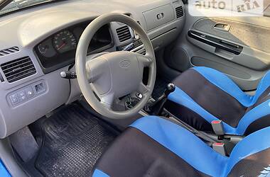 Универсал Kia Rio 2004 в Слобожанском