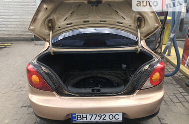 Седан Kia Rio 2002 в Одессе