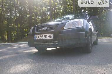 Хэтчбек Kia Rio 2006 в Харькове