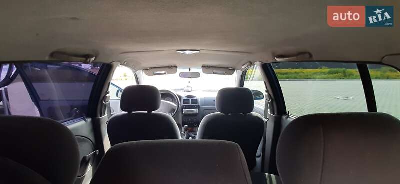 Хетчбек Kia Rio 2004 в Гадячі