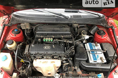 Седан Kia Rio 2002 в 