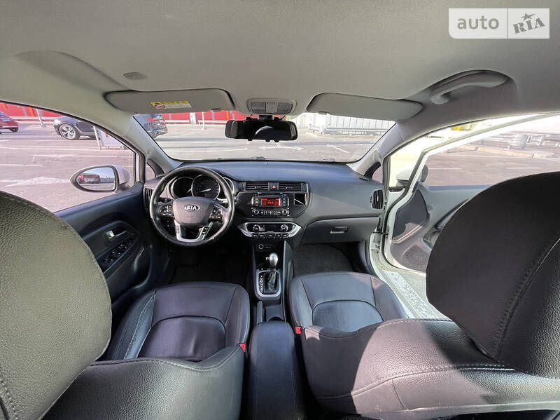 Хетчбек Kia Rio 2013 в Києві