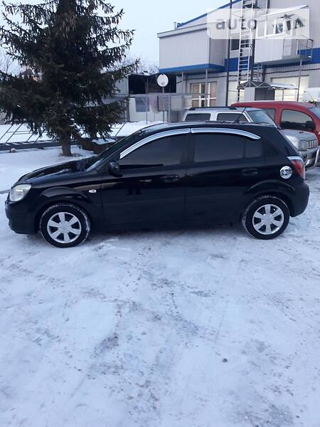 Хэтчбек Kia Rio 2005 в Хмельницком