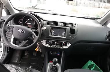 Хэтчбек Kia Rio 2014 в Харькове