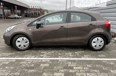 Хэтчбек Kia Rio 2012 в Черкассах