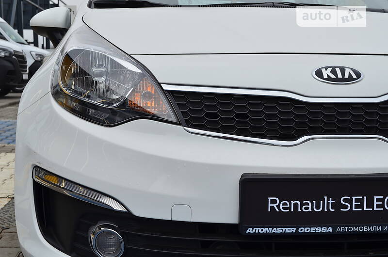 Седан Kia Rio 2015 в Одессе