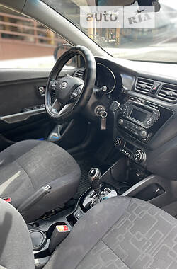 Седан Kia Rio 2012 в 