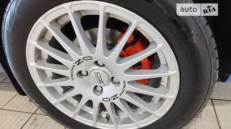 Хетчбек Kia Rio 2006 в Первомайську