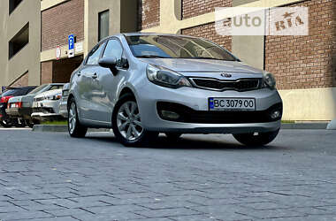 Седан Kia Rio 2012 в 