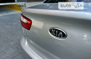 Седан Kia Rio 2012 в 