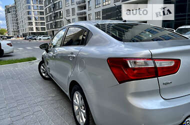 Седан Kia Rio 2012 в 