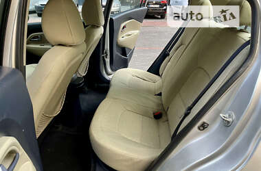Седан Kia Rio 2012 в 