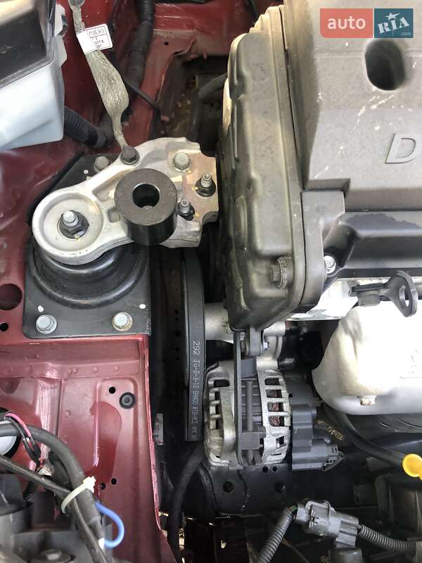 Седан Kia Rio 2010 в Кривому Розі