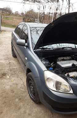 Седан Kia Rio 2007 в Крижополі