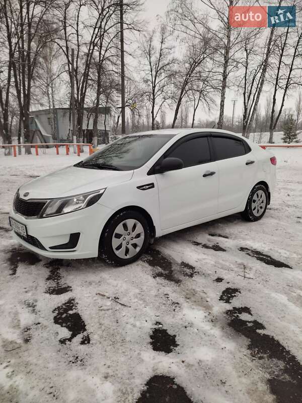 Седан Kia Rio 2012 в Звенигородці