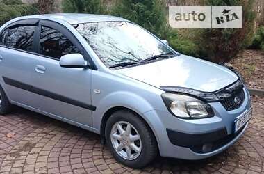 Седан Kia Rio 2008 в Запоріжжі