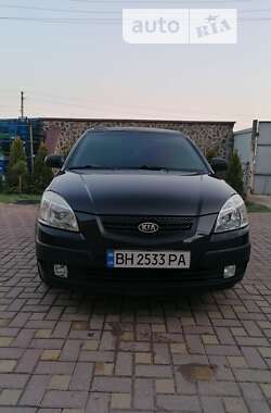 Хэтчбек Kia Rio 2009 в Балте